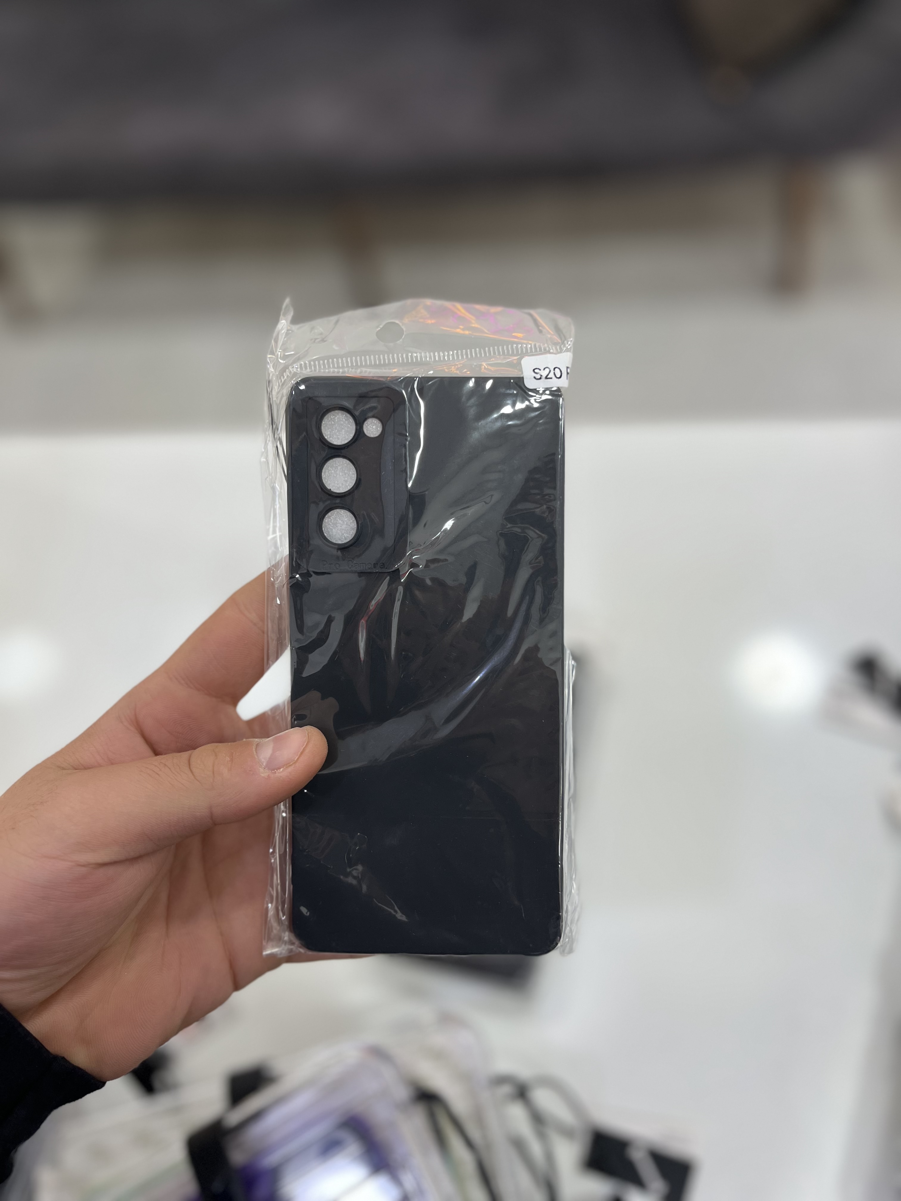 قاب پروکمرا مشکی sumsung s20fe